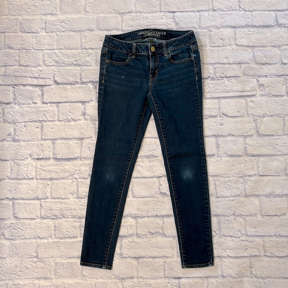 American Eagle Low Rise Jegging Super Stretch Blue Denim Jegging Size 2 Short